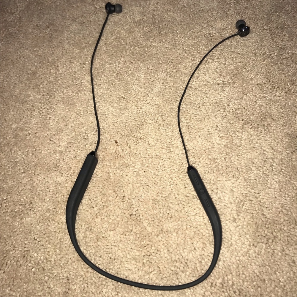 Sol Republic Bluetooth Headphones